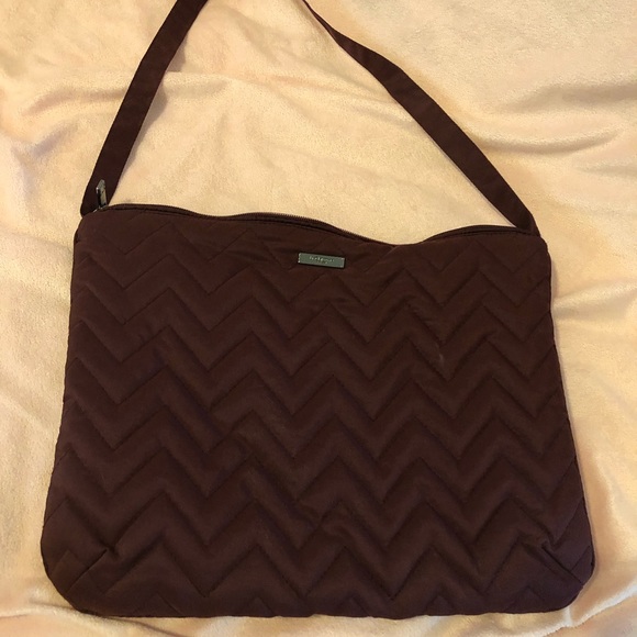Liz Claiborne Handbags - Liz Claiborne Quilted Shoulder Bag